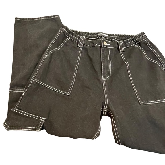 Fashion nova women’s juniors size 13 cargo carpenter denim pants stretch NWT - Picture 3 of 9